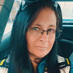 Meet your Posher, Lori